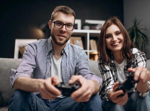 Как найти девушку в игре?